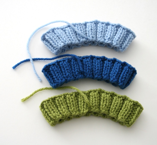 Socks on 9 Circulars - v e r y p i n k . c o m - knitting